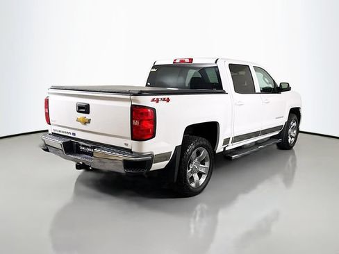 Used 2018 Chevrolet Silverado 1500 LT w/ LT Eassist Package AWD/4WD image 7