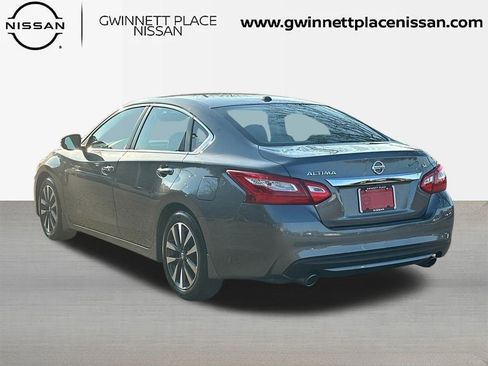 Used 2016 Nissan Altima 2.5 SL w/ 2.5 Technology Package image 7