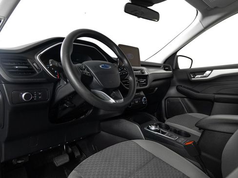 Used 2021 Ford Escape SE image 14