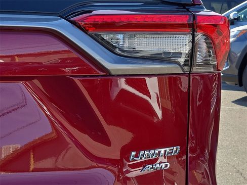 New 2025 Toyota RAV4 Limited image 12