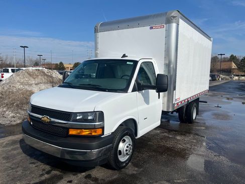 New 2026 Chevrolet Express 3500 Work Van w/ Power Convenience Package image 3