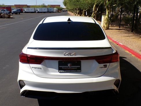 Used 2022 Kia Forte GT-Line w/ GT-Line Premium Package FWD image 4