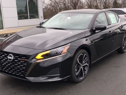 New 2025 Nissan Altima 2.5 SR w/ SR Premium Package