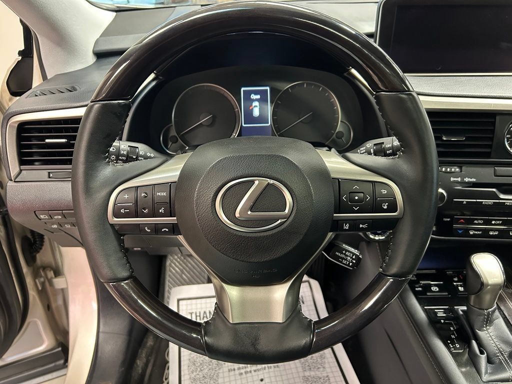 Used 2017 Lexus RX 450h AWD image 9
