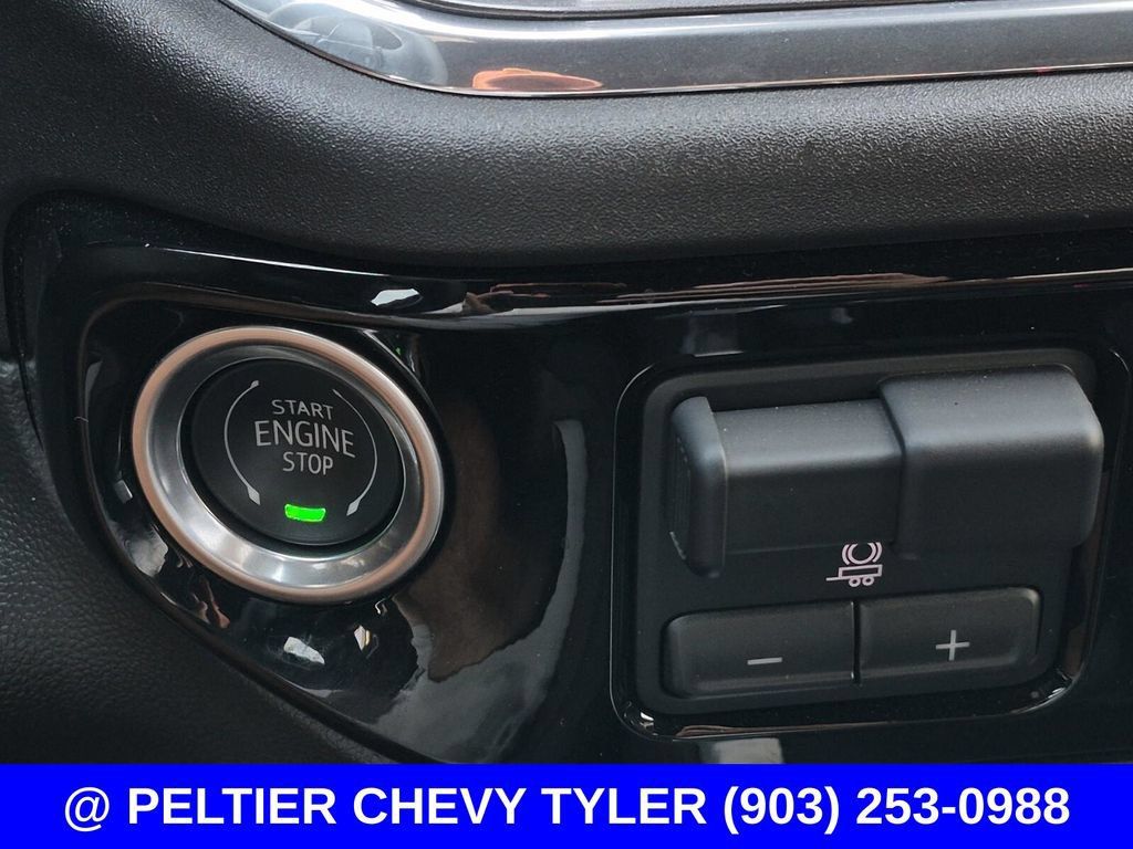 Used 2023 Chevrolet Silverado 1500 High Country w/ Z71 Off-Road Package AWD/4WD image 31
