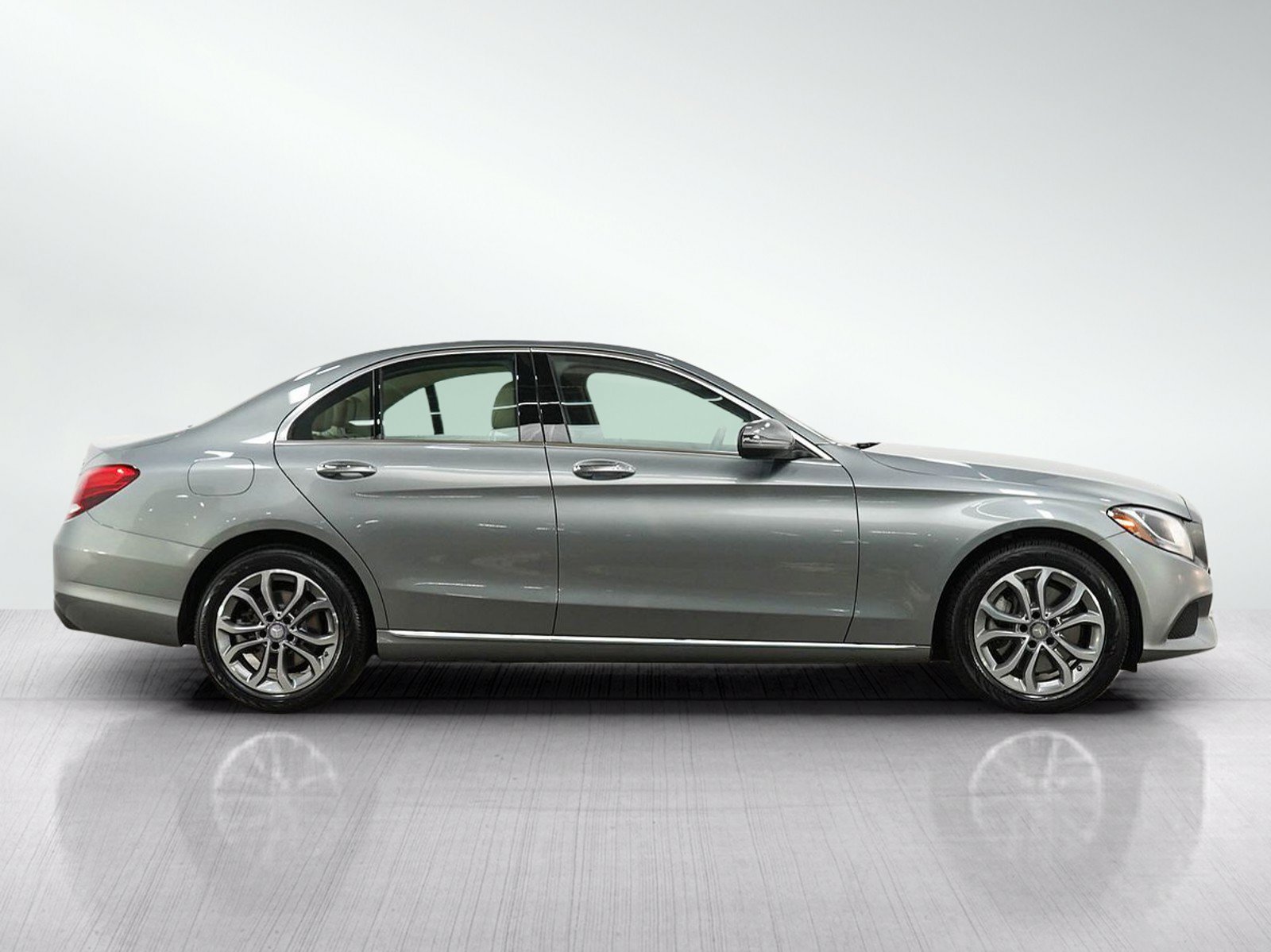 Used 2016 Mercedes-Benz C 300 4MATIC Sedan image 6
