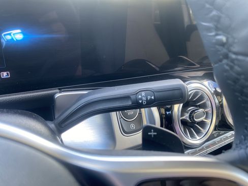 Certified 2023 Mercedes-Benz GLB 250 4MATIC image 18