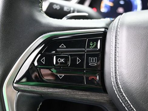 Certified 2021 Jeep Grand Cherokee L Overland w/ Luxury Tech Group IV AWD/4WD image 29