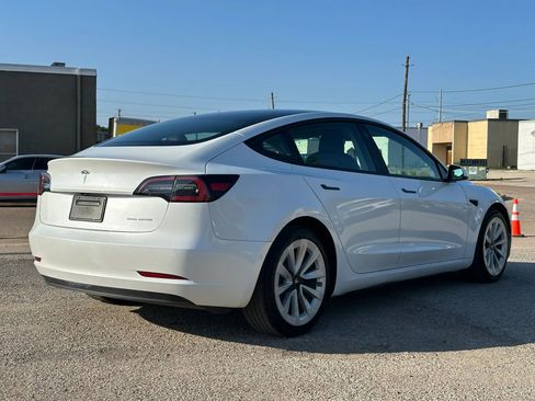 Used 2022 Tesla Model 3 Long Range AWD/4WD image 7