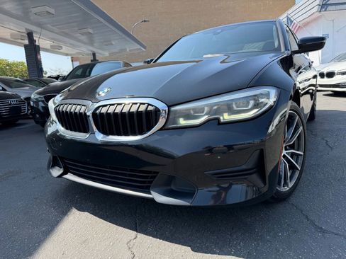 Used 2020 BMW 330i Sedan w/ Convenience Package RWD image 4