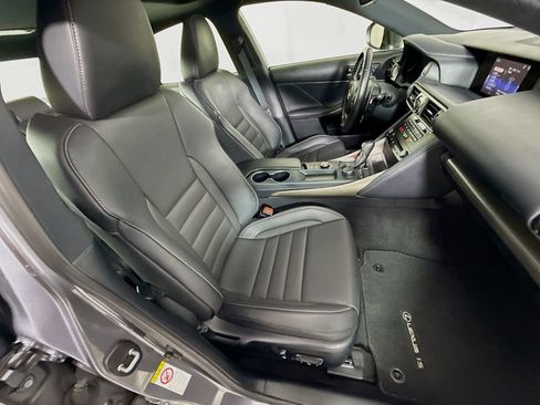 Used 2018 Lexus IS 300 F Sport image 28