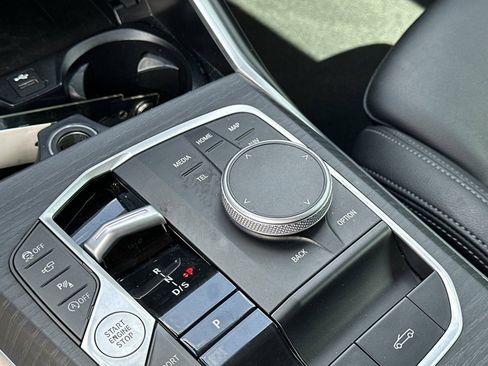 Certified 2025 BMW 430i Convertible w/ Premium Package RWD image 21