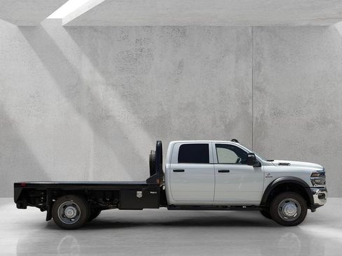 New 2026 RAM 4500 Tradesman w/ Chrome Appearance Group AWD/4WD image 4