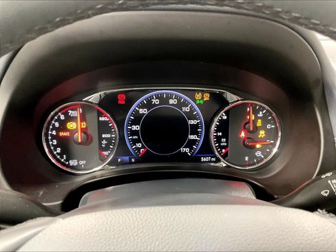 Used 2024 GMC Terrain Denali w/ Denali Premium Package image 25