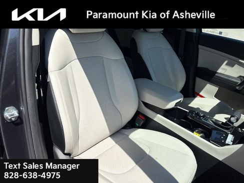 Certified 2023 Kia Sportage EX AWD/4WD image 20