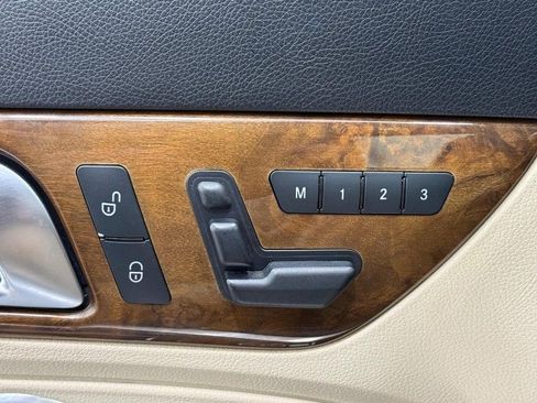 Used 2015 Mercedes-Benz SLK 250 image 14