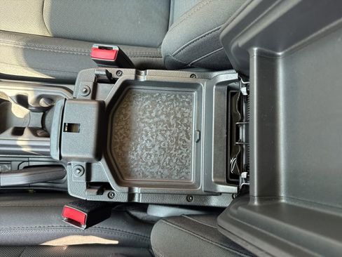 Used 2023 Jeep Gladiator Willys image 41