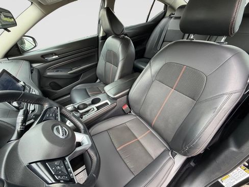 Used 2020 Nissan Altima 2.5 SR FWD image 13