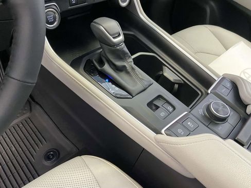 Certified 2026 Toyota Grand Highlander Platinum image 22