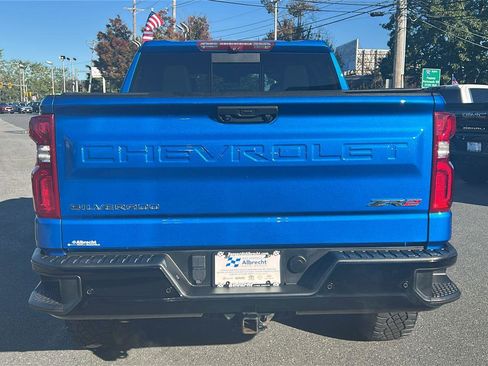 Certified 2022 Chevrolet Silverado 1500 ZR2 w/ Technology Package image 5