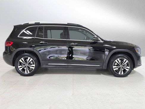 Certified 2025 Mercedes-Benz GLB 250 4MATIC image 3
