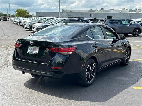 New 2025 Nissan Sentra SV w/ All-Weather Package image 4
