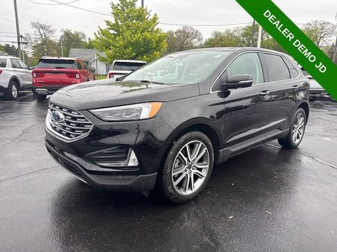 Used 2024 Ford Edge Titanium w/ Equipment Group 301A AWD/4WD image 2