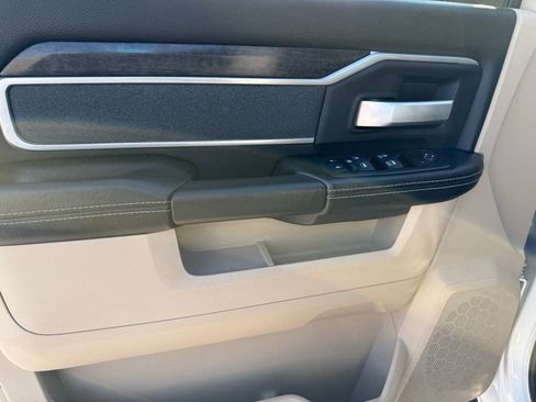 Used 2022 RAM 2500 Big Horn image 10