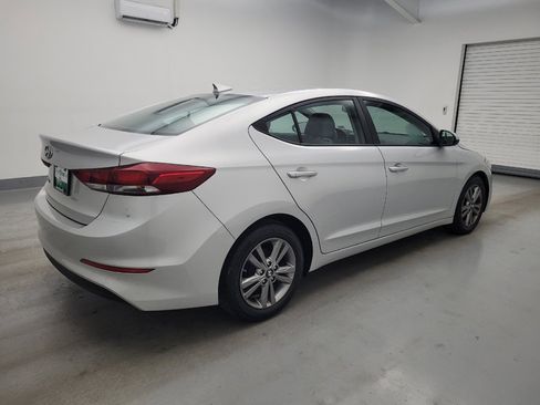 Used 2017 Hyundai Elantra SE FWD image 10