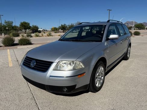 Used 2002 Volkswagen Passat GLS image 3