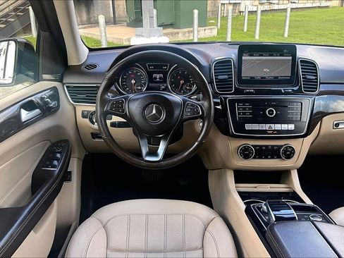 Used 2018 Mercedes-Benz GLE 350 image 7