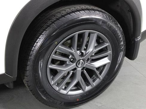 Certified 2021 Nissan Rogue S image 13