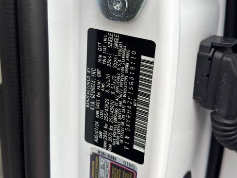 Used 2025 Kia Sorento EX w/ Panoramic Sunroof Package FWD image 49