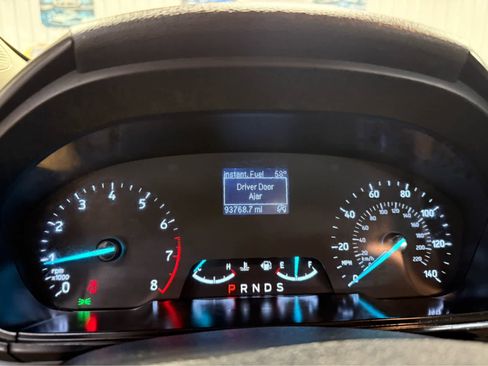 Used 2020 Ford EcoSport S image 9