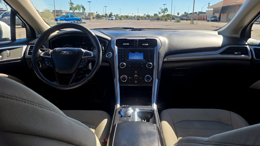 Used 2020 Ford Fusion S FWD image 28