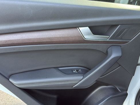 Used 2021 Audi Q5 Premium Plus w/ Premium Plus Package image 25