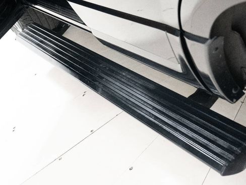 Used 2015 Lincoln Navigator 2WD image 16