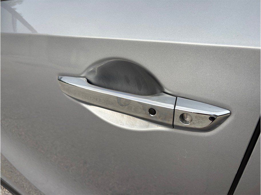Used 2023 Honda Odyssey EX-L image 13
