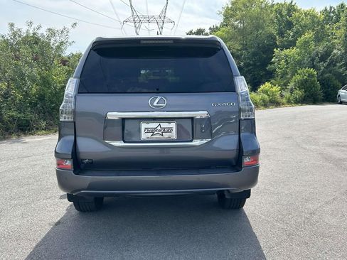 Used 2016 Lexus GX 460 w/ Premium Package AWD/4WD image 4