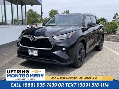 Used 2022 Toyota Highlander XLE