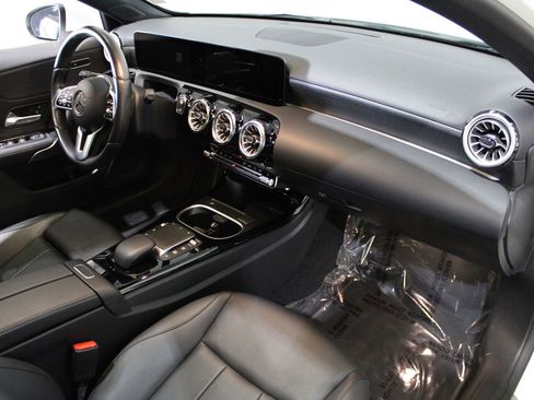 Used 2022 Mercedes-Benz A 220 4MATIC image 18