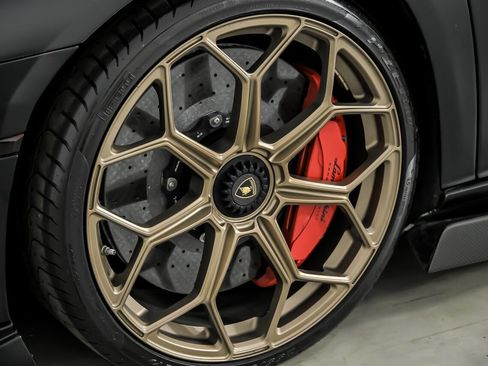 Used 2021 Lamborghini Aventador SVJ image 22