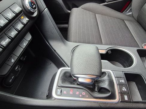 Used 2022 Kia Sportage LX w/ LX AWD Value Edition Package image 18
