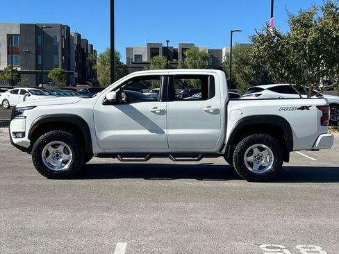 New 2026 Nissan Frontier PRO-4X w/ Pro-4x Convenience Package image 2
