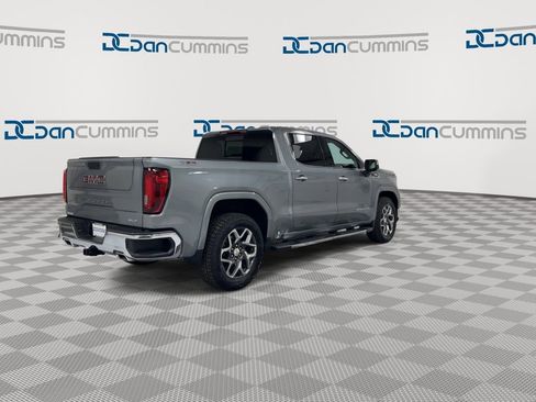 Used 2023 GMC Sierra 1500 SLT AWD/4WD image 8