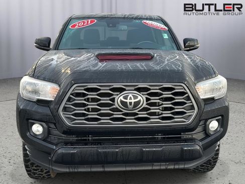 Certified 2021 Toyota Tacoma TRD Sport image 7