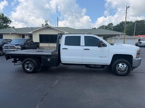 Used 2019 Chevrolet Silverado 3500 W/T w/ WT Convenience Package AWD/4WD image 4