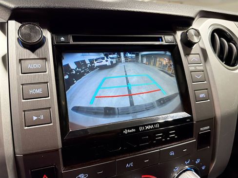 Used 2016 Toyota Tundra SR5 w/ SR5 Upgrade Package image 17