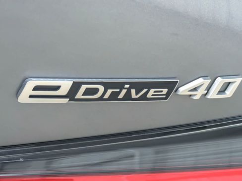 Used 2023 BMW i4 eDrive40 RWD image 27