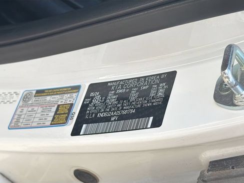 Used 2025 Kia Seltos S FWD image 30